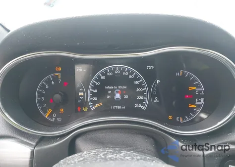 2020 Jeep Grand Cherokee Laredo E 4X4 from USA, damaged, VIN 1C4RJFAG8LC334914